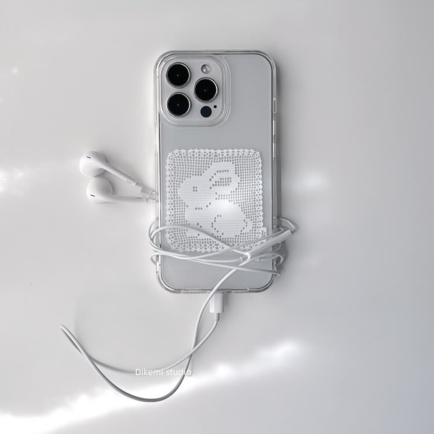 Korean Ins White Lace Pattern  - đánh giá và giá Resin Art Phone Case
